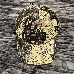 Kendall & Kylie Snake Print Hat | NEW